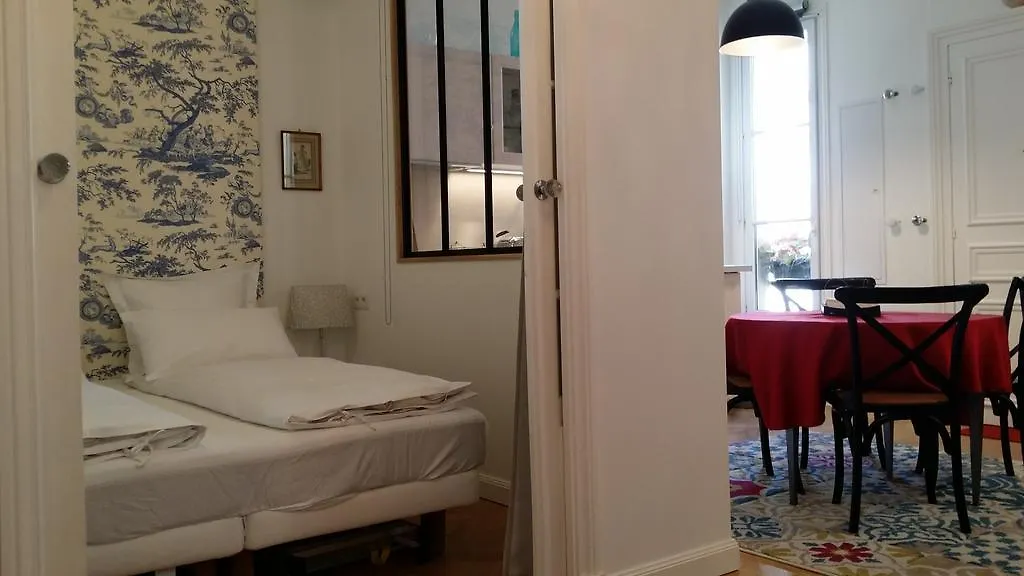2 Pieces Confort Centre Paris / Bastille Apartment *